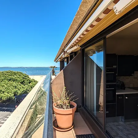 Grand Avec Terrasse, Clim, Wifi Et Parking à - Fr-1-420-144 * Arcachon