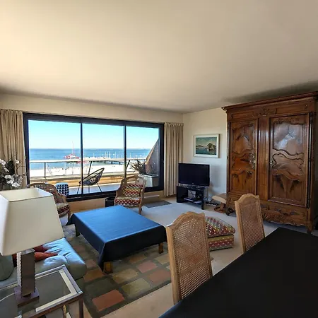 Grand Avec Terrasse, Clim, Wifi Et Parking à - Fr-1-420-144 Arcachon